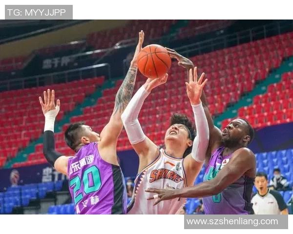 2020年CBA精彩对决北京队与青岛队比赛视频回顾与分析