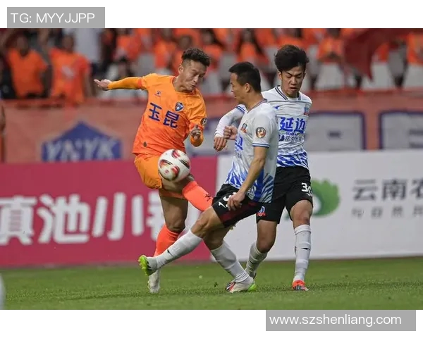 天津亿利迎战贵州智城争夺中甲联赛关键三分的激烈对决