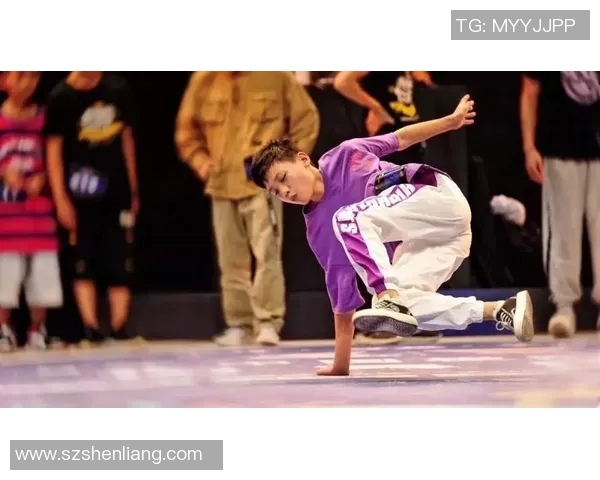 全国街舞大赛点评：武汉极限运动队展现灵活性与创意的精彩表现