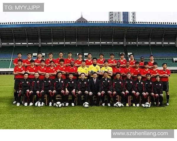 成都羽毛球队荣登全国配合排行榜第五名展现出色团队实力与竞技水平