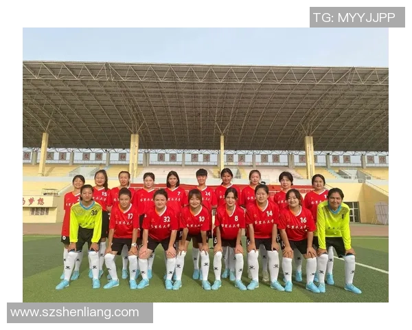 与足球明星同框合影的难忘瞬间记录我的梦想与激情 与足球明星同框合影的难忘瞬间记录我的梦想与激情